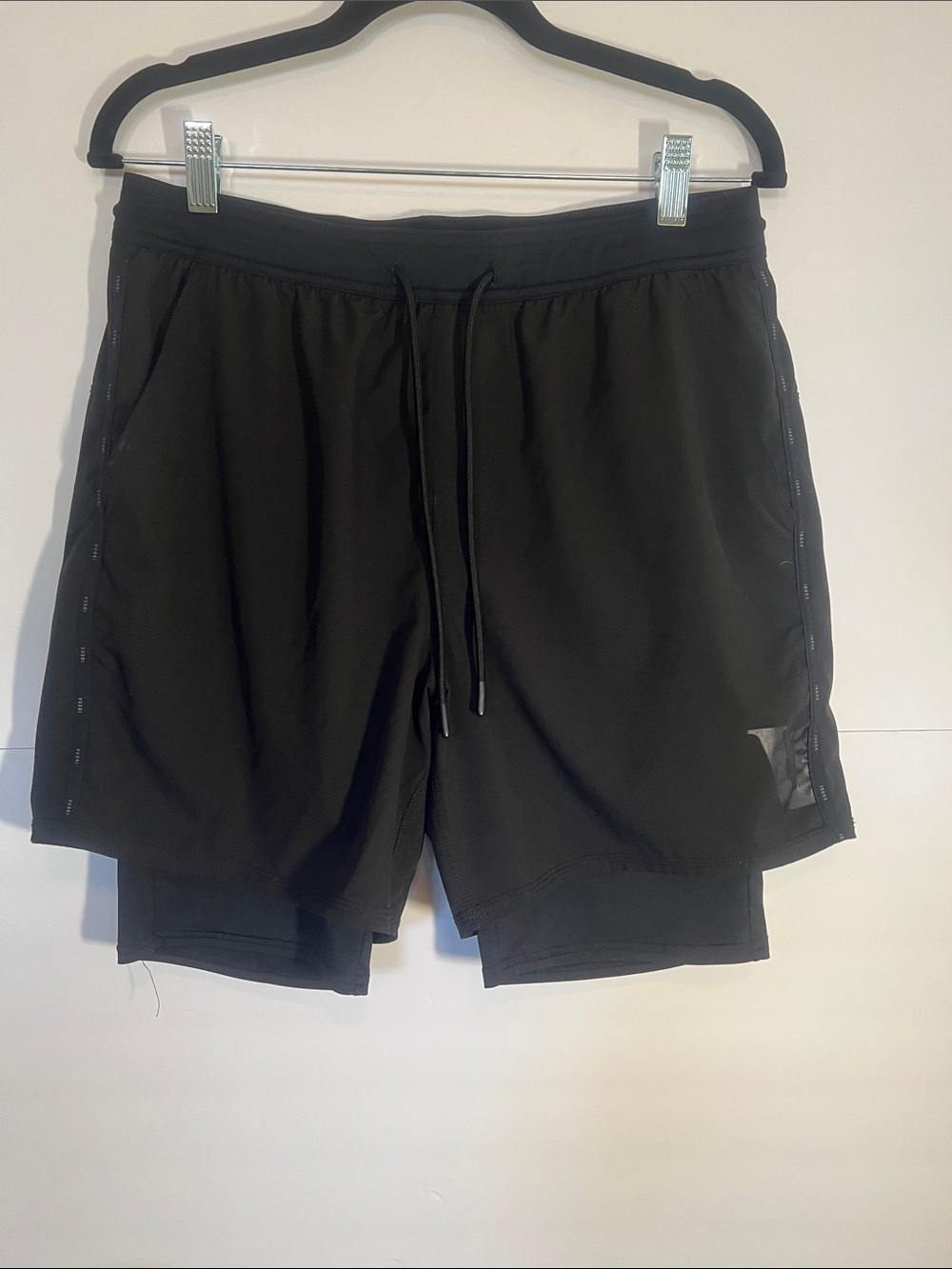 Vuori Black Men's Fullerton 2-in-1 Athletic Layered Running Shorts, Size Medium